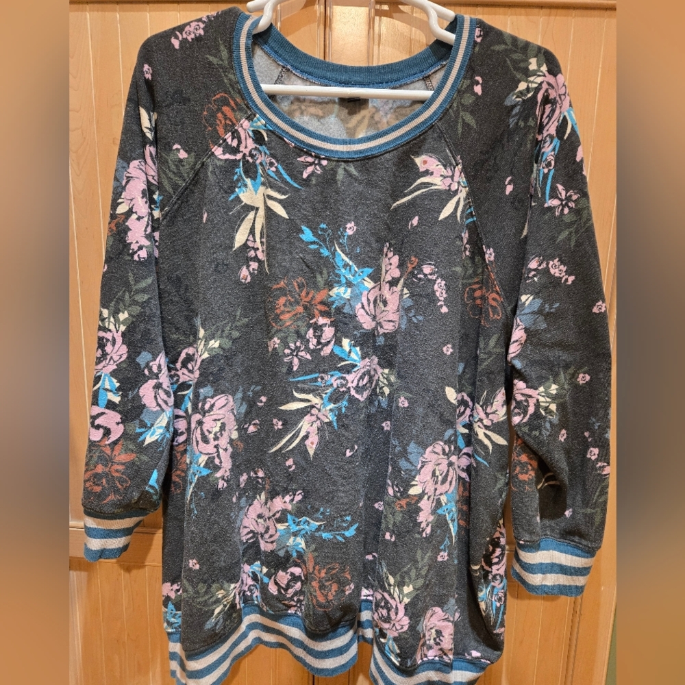 Torid Classic Fit Cozy Fleece Sweatshirt 6X